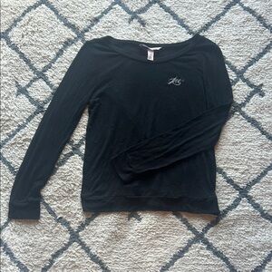 Black Fitted Long Sleeve Pajama Top